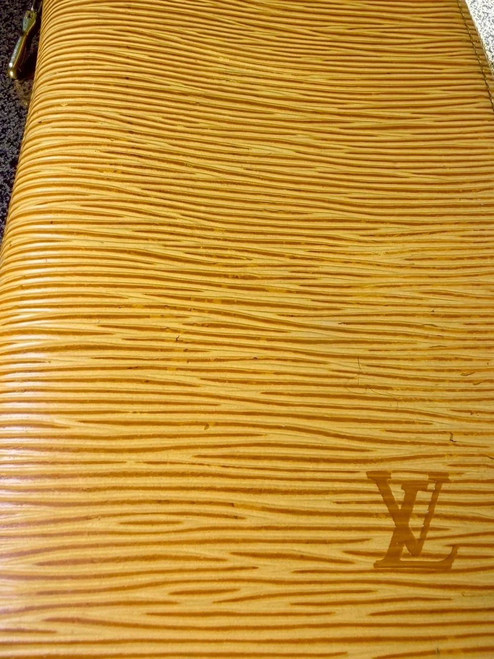 Louis Vuitton authentic louis